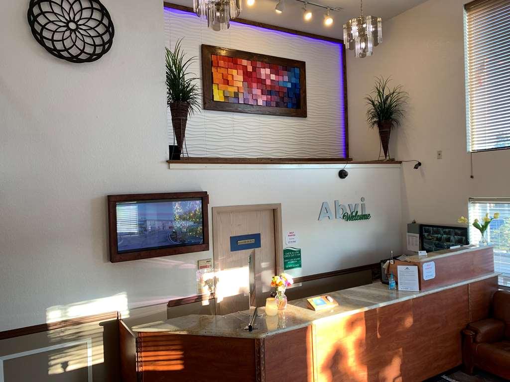 Americas Best Value Inn Линвуд Интерьер фото