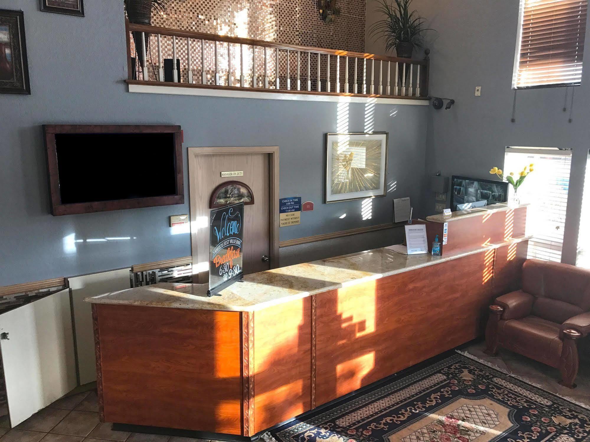 Americas Best Value Inn Линвуд Экстерьер фото